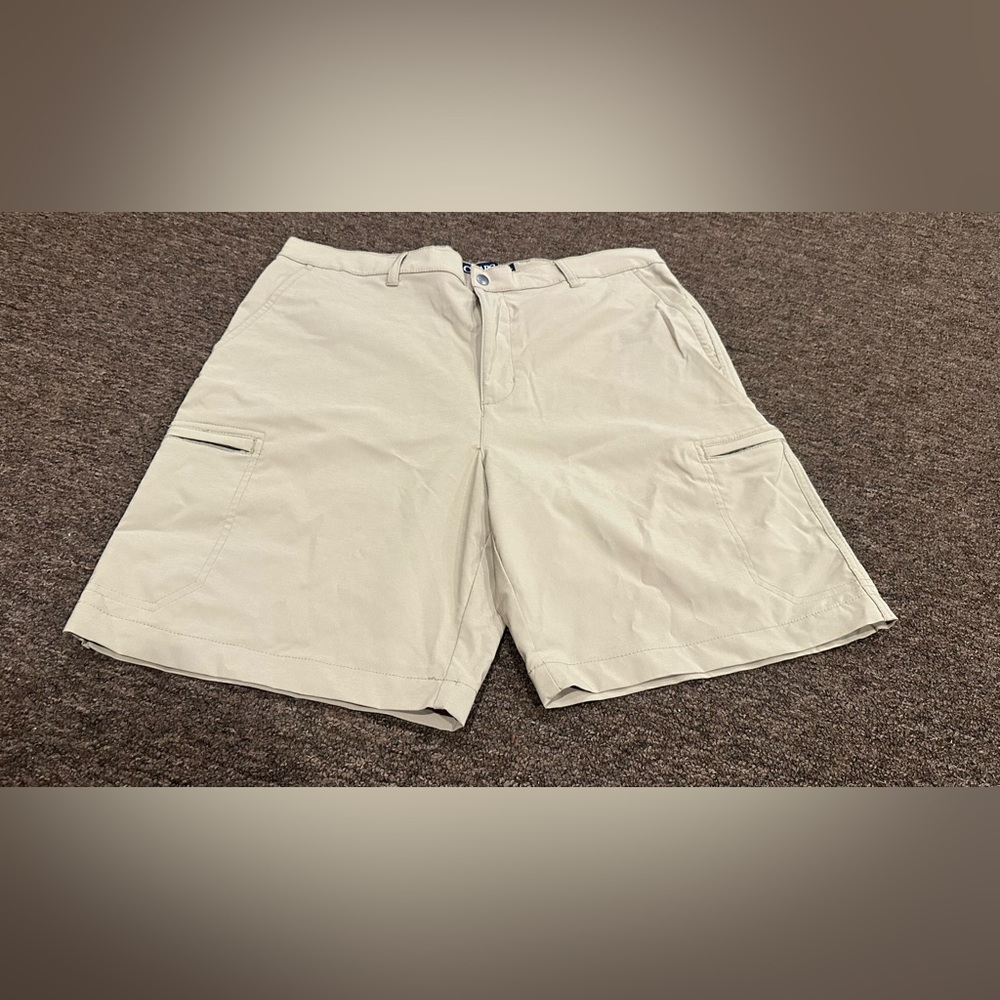 EUC! Chaps Light Tan Cargo Shorts 36 stretch men's